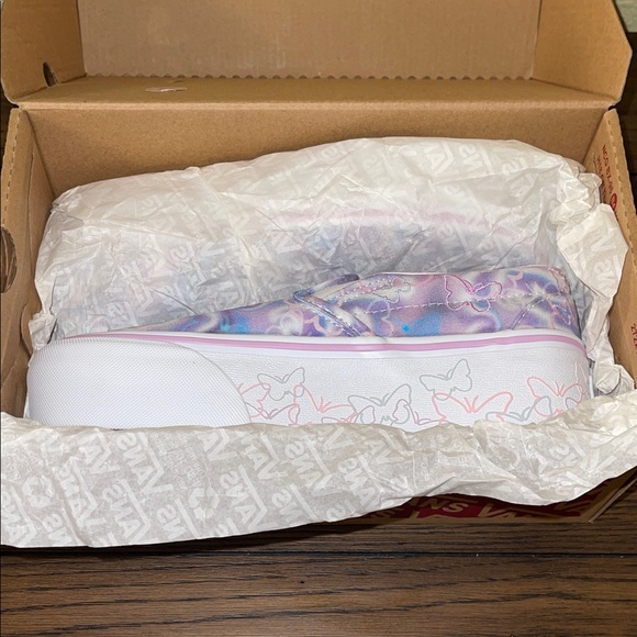 Vans Slip-On Platform Sneakers - Lavender Pink Butterfly - Picture 8 of 8